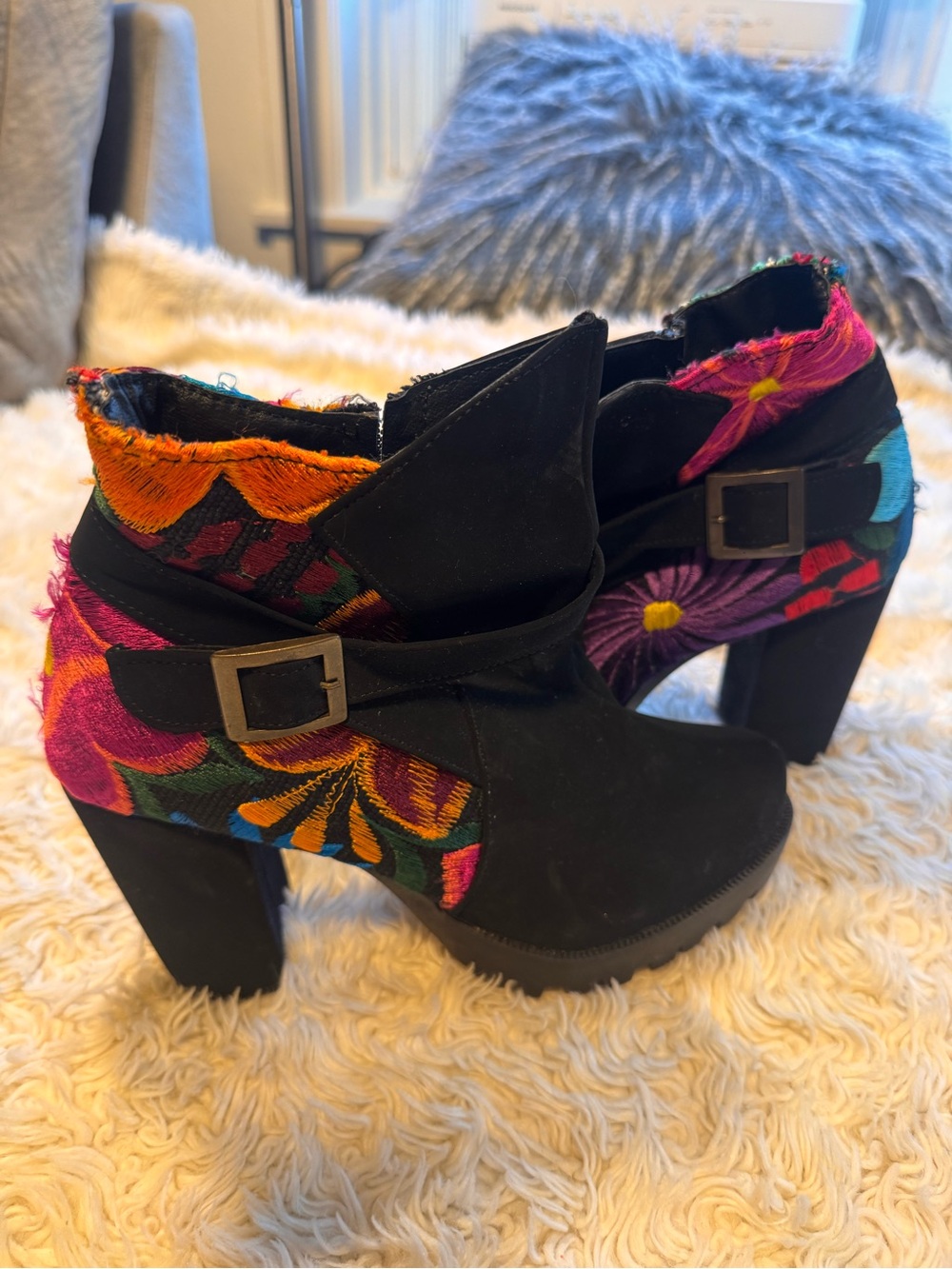 Floral Black & Multicolor Heeled Booties Like New